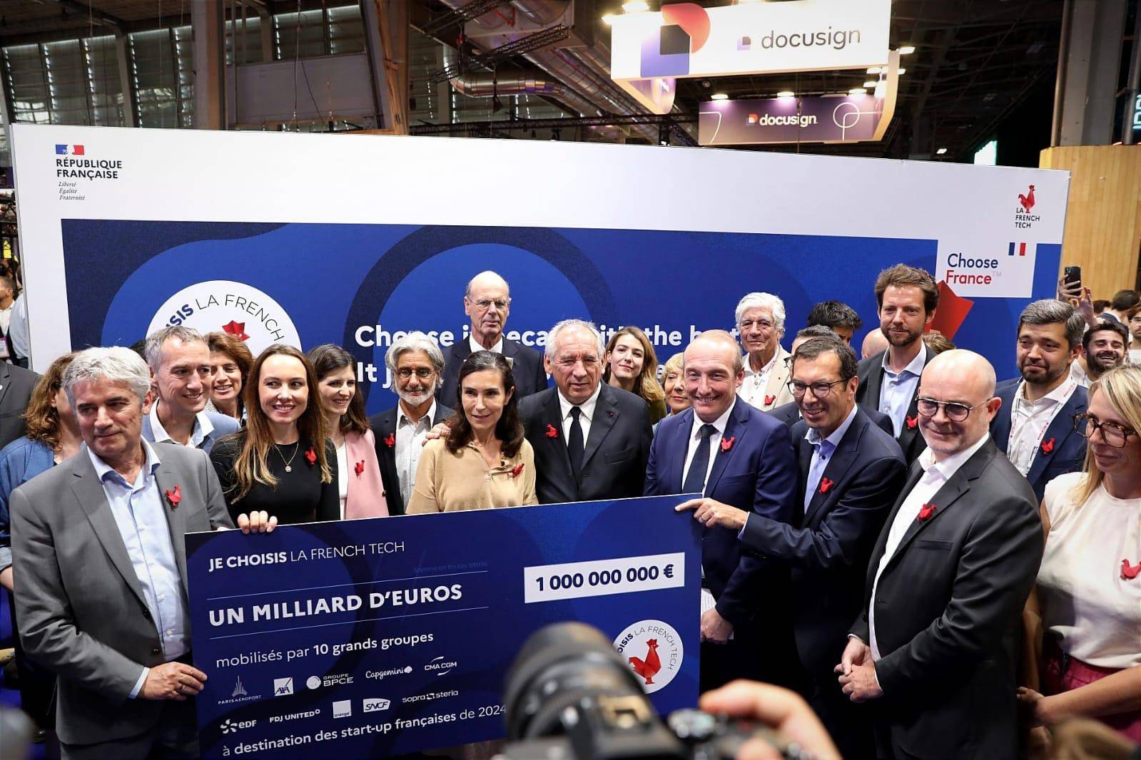 François Bayrou est venu célébrer à VivaTech les grands groupes qui s'engagent pour flécher leurs achats vers les startups.